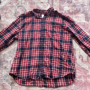 St. John's Bay Men's XXL Red Navy Plaid Flannel Button-Up Shirt
